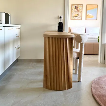 Covea By The Sea Boho Seaside Apartment, 400 M From The *