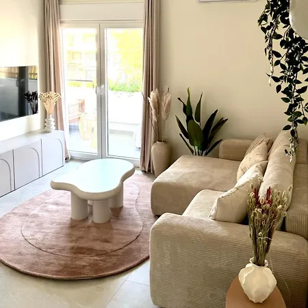Covea By The Sea Boho Seaside Apartment, 400 M From The