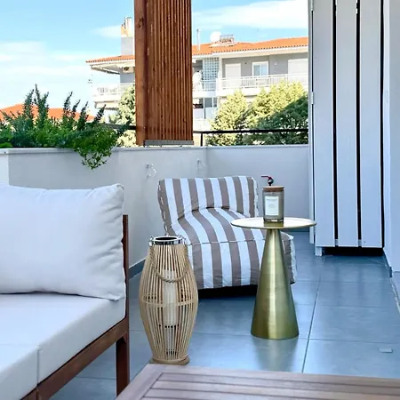 Covea By The Sea Boho Seaside Apartment, 400 M From The Apartamento *
