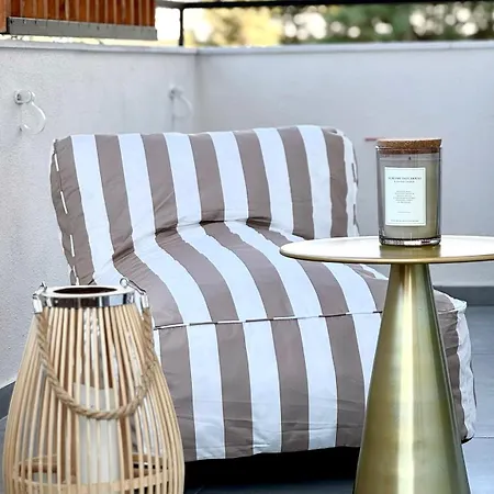 Covea By The Sea Boho Seaside Apartment, 400 M From The *