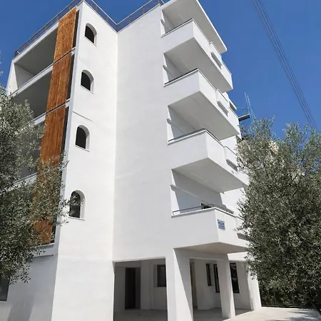 Covea By The Sea Boho Seaside Apartment, 400 M From The Apartman *